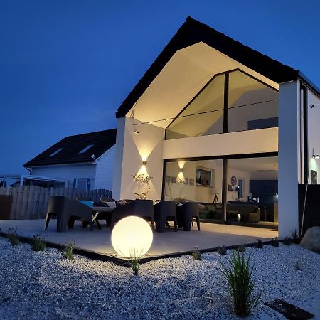 Robson Beach I Sauna, Jacuzzi Miedzywodzie Exterior photo
