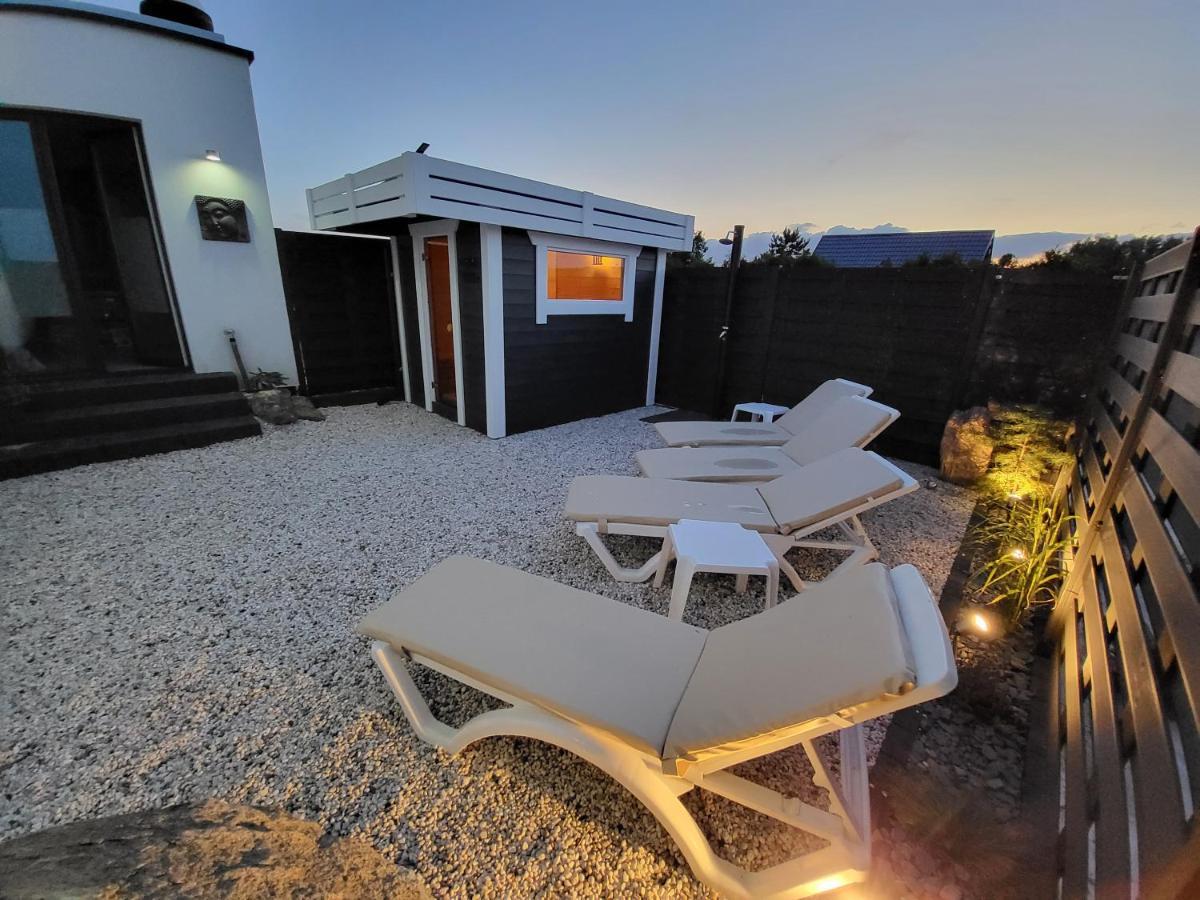 Robson Beach I Sauna, Jacuzzi Miedzywodzie Exterior photo